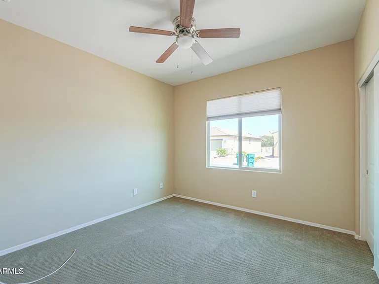 19732 N Flamingo Rd — Photo 28
