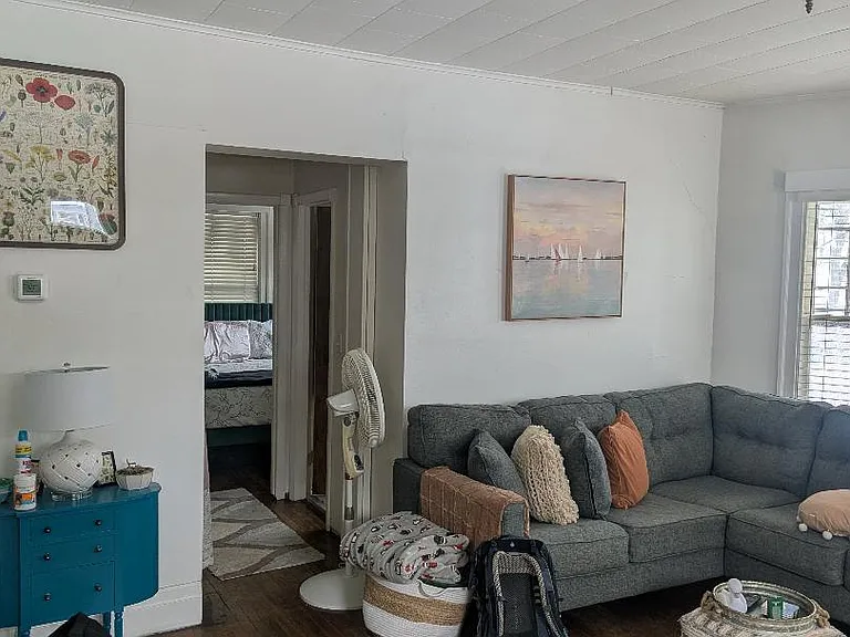 1099 Park Ave #1 — Photo 13