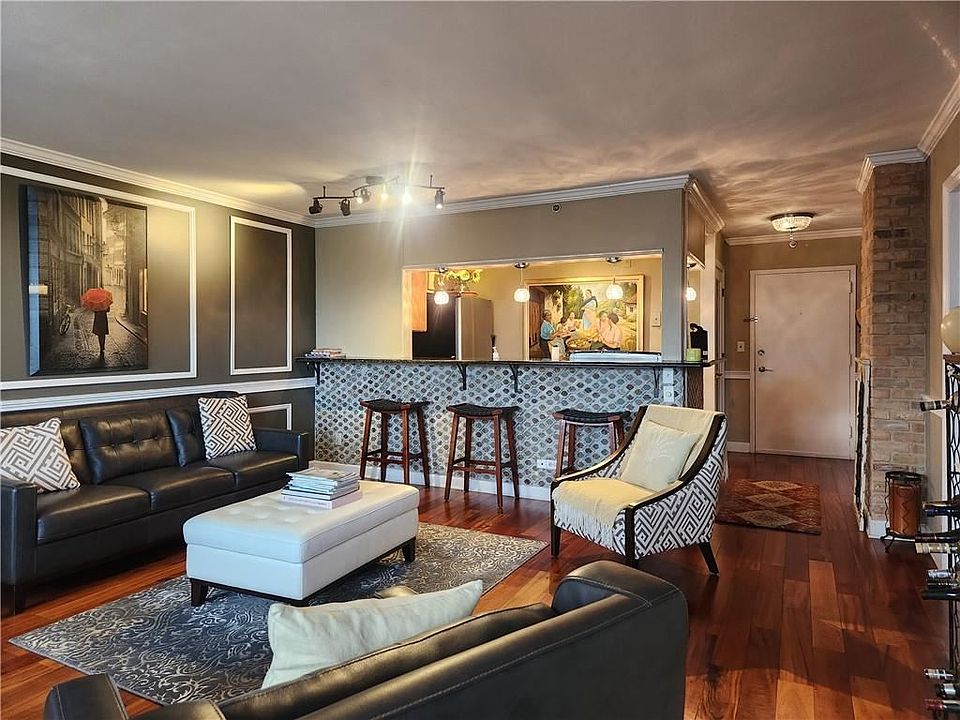 1st image of 620 Peachtree St NE APT 1606