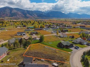 127 Lilac Dr, Thayne, WY 83127