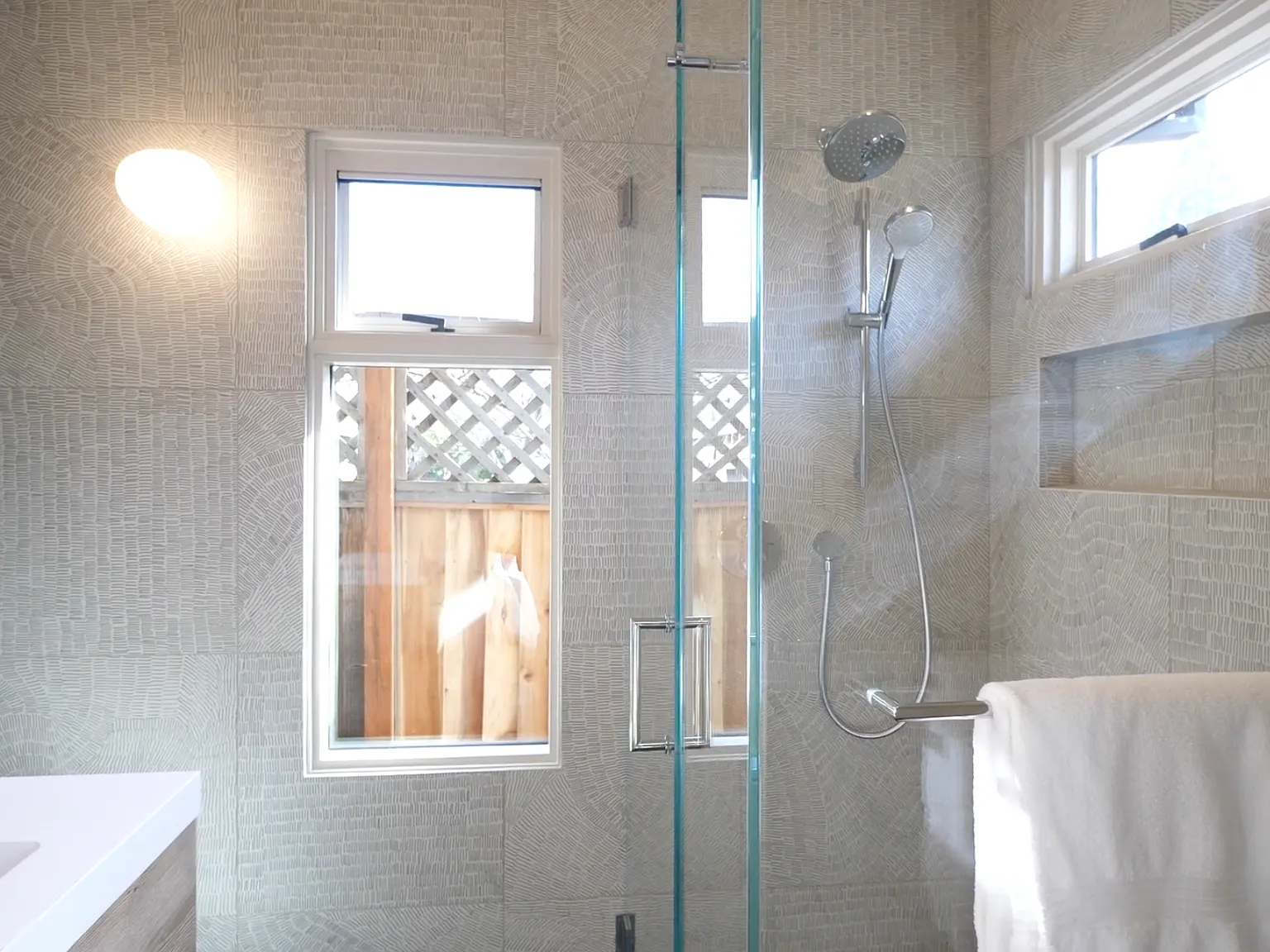 3 bed, 1450 sqft, $6,150 — Photo 4