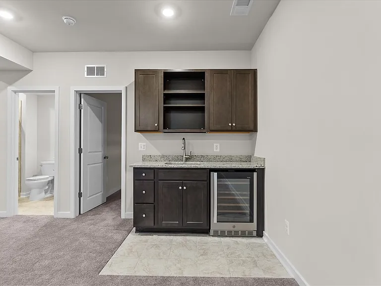 128 Thornton Way — Photo 51