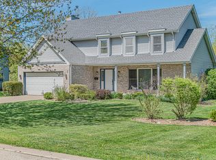 382 Beverly Rd, Barrington, IL 60010