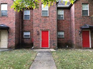 611 W Grove Ave APT E, Springdale, AR 72764