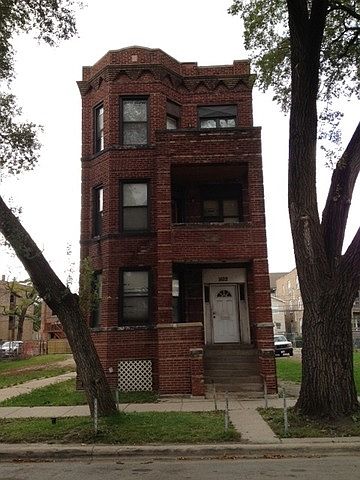 1st image of 1622 S Hamlin Ave #2R