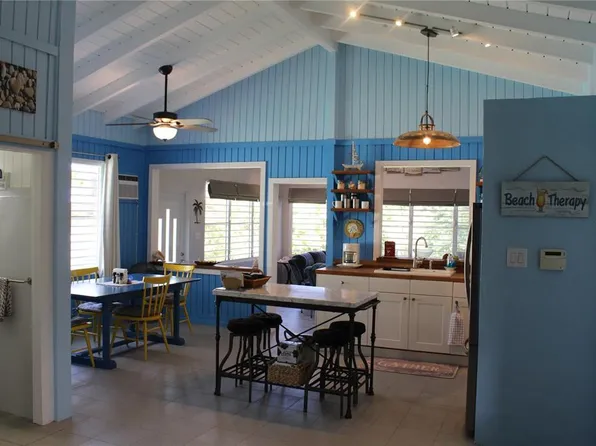 673 Casa Siesta Ave, Vieques, PR 00765