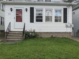 4036 Bailey Ave, Buffalo, NY