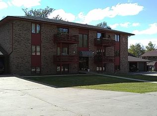 718 W Mary St APT 2, Beatrice, NE 68310