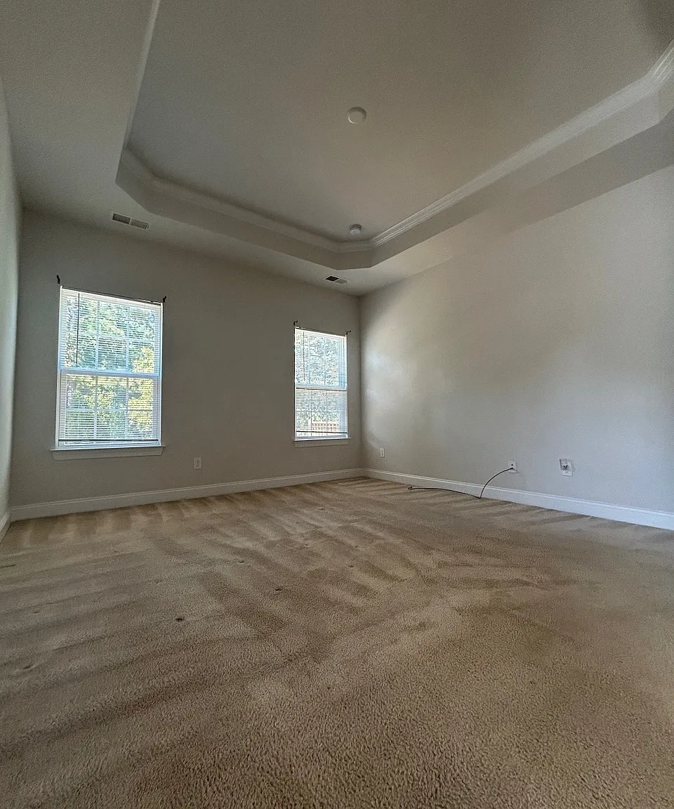 3 bed, 4036 sqft, $2,750 — Photo 3