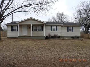 911 South St, Desloge, MO 63601