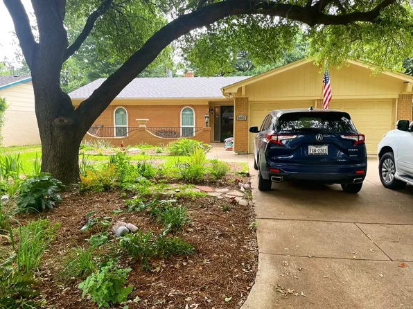 1602 W Lavender Ln, Arlington, TX 76013
