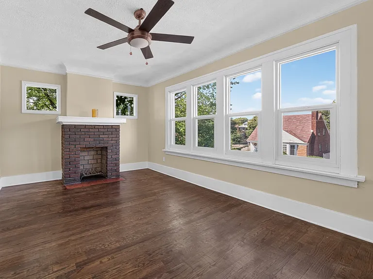 4812 Chalmers Ave — Photo 10