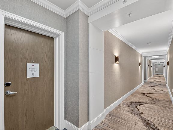 3rd image of 3800 N Ocean Drive #518
