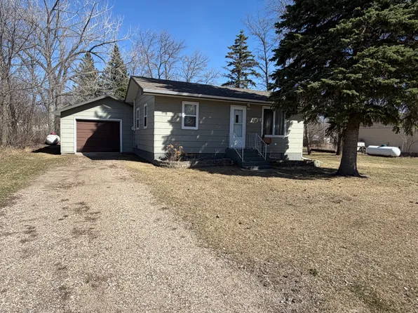307 N Hamlin St, McVille, ND 58254