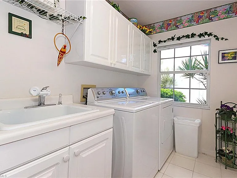 322 Melrose Pl #31 — Photo 12