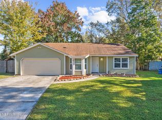 1816 Killarn Cir, Middleburg, FL 32068