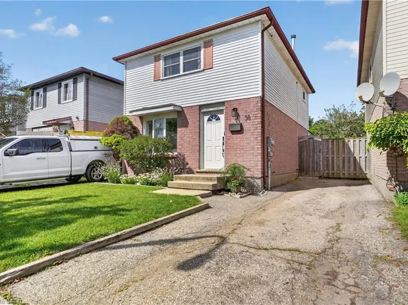38 Meadow Woods Cres, Kitchener, ON N2N 1S5