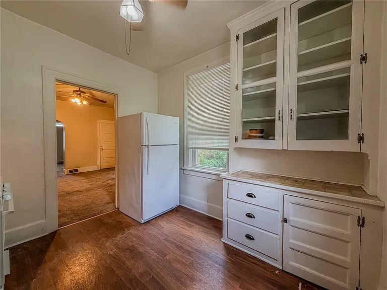 438 Glenwood Dr — Photo 17