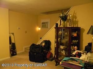 4th image of 338 Shoemaker St