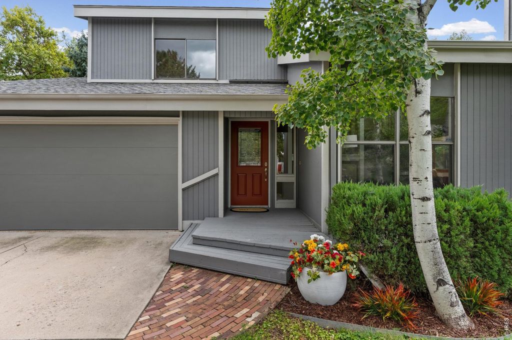 907 Sailors Reef