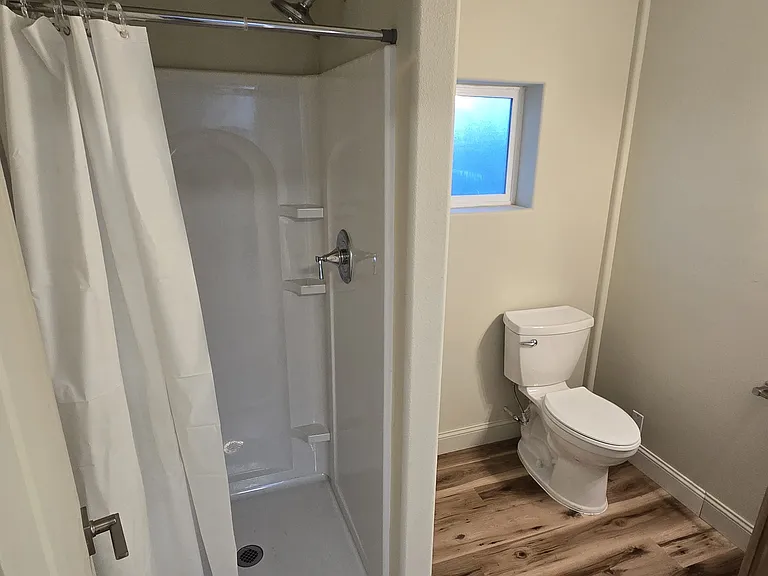 857 NW Tyler Ave #0 — Photo 9