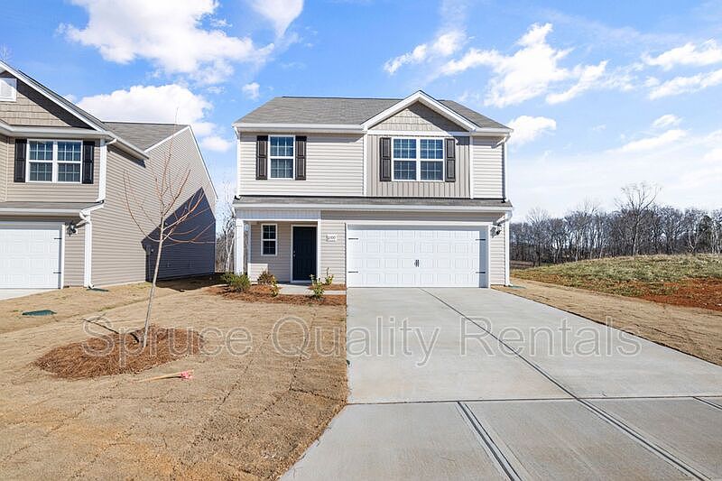 1st image of 2100 Briar Run Dr