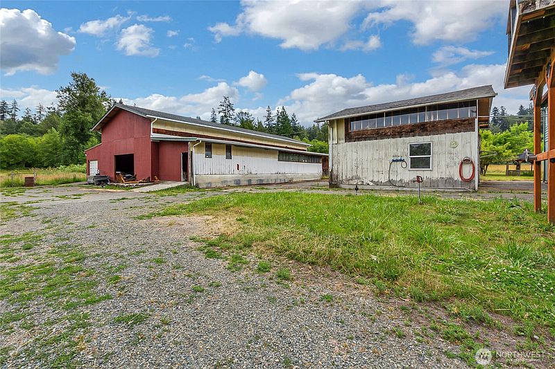 3rd image of 26319 70th Avenue E