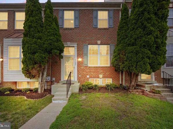 3725 Midlothian Pl, Waldorf, MD 20602