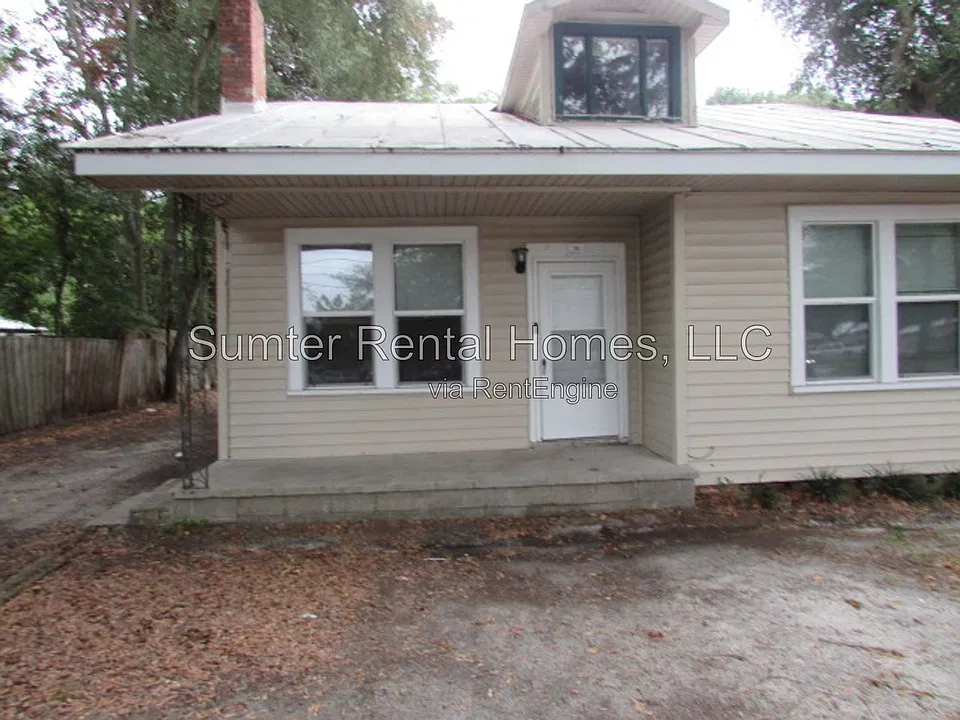 7 Morgan Ave #B