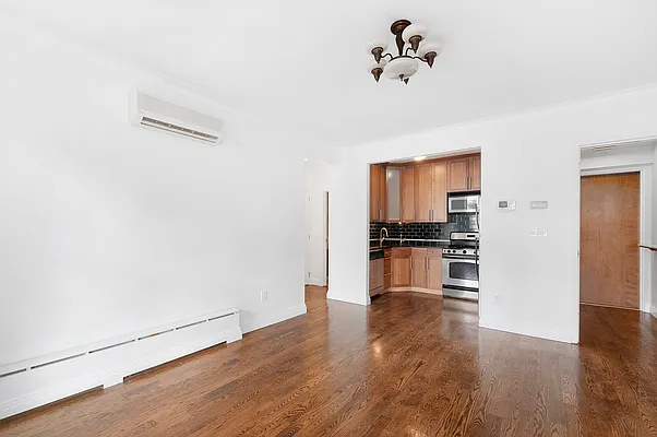 Rented by Compass | media 9