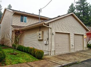 12036 SE Bush St APT B, Portland, OR 97266