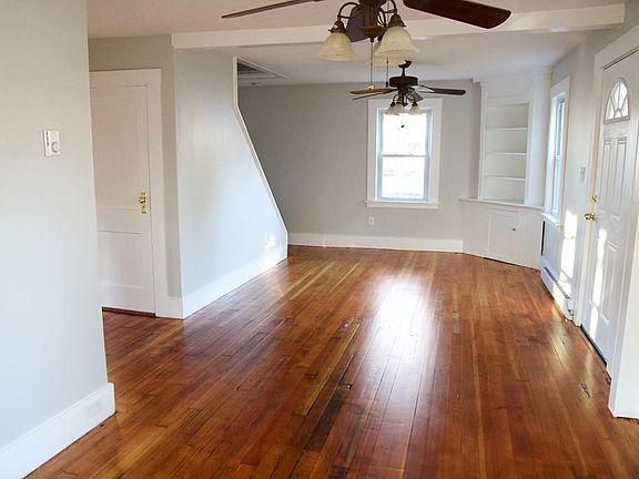 3rd image of 15 Millbury Blvd