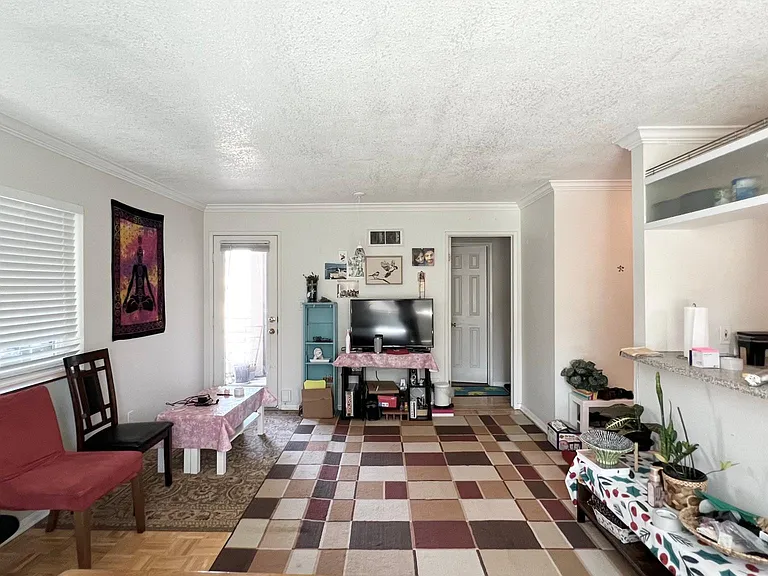 7525 Charmant Dr #110 — Photo 12
