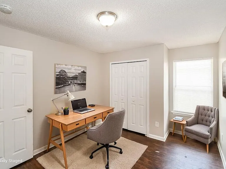 10725 Meadowlea Dr — Photo 15