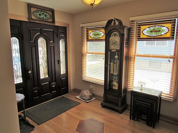 4th image of 37256 N Hampshire Ln