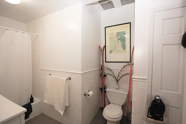 Rented by R New York | media 17