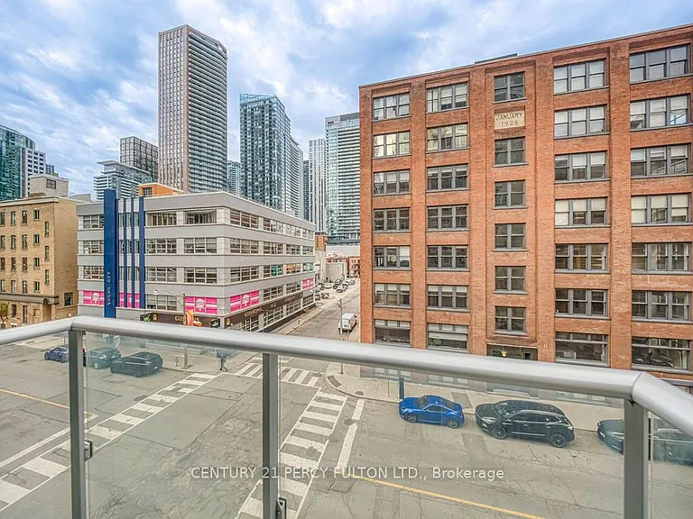 30 Nelson St #323 — Photo 18