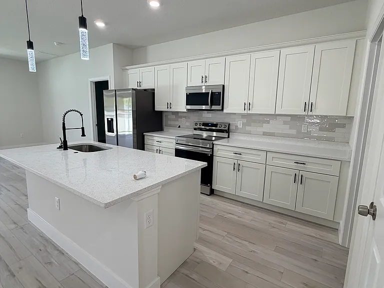 2660 SW 162nd Street Rd — Photo 3