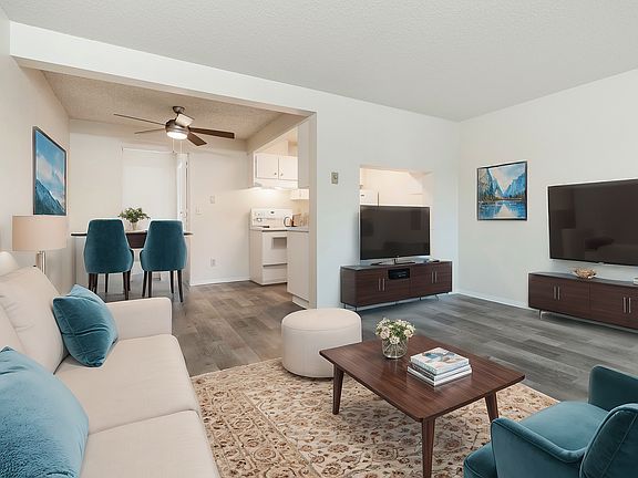 Waverly Manor Apartments