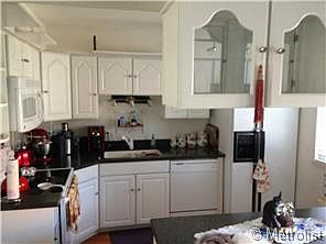 1st image of 11647 Logan St