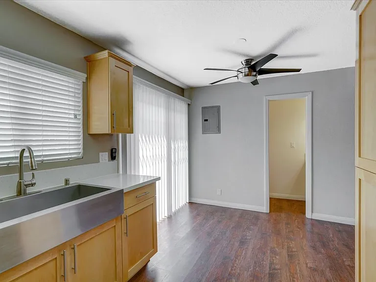 Avignon Apartment Homes — Photo 34