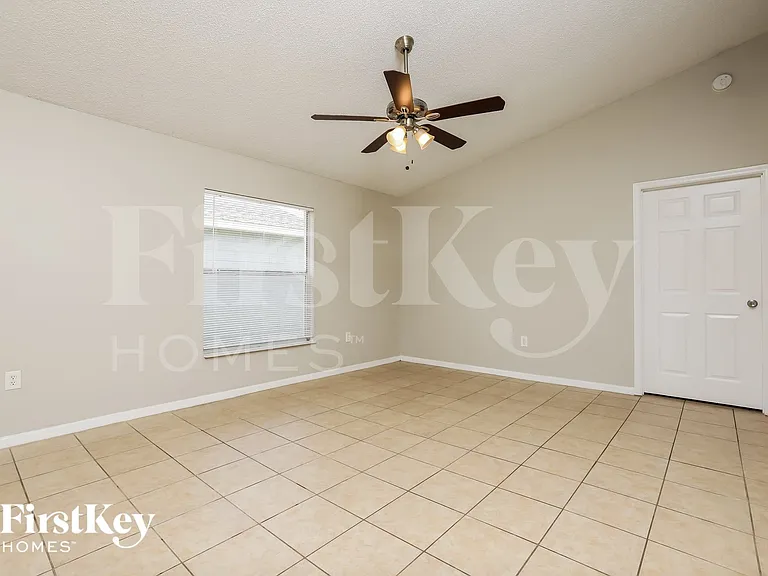 6501 Viewpoint Ct — Photo 3