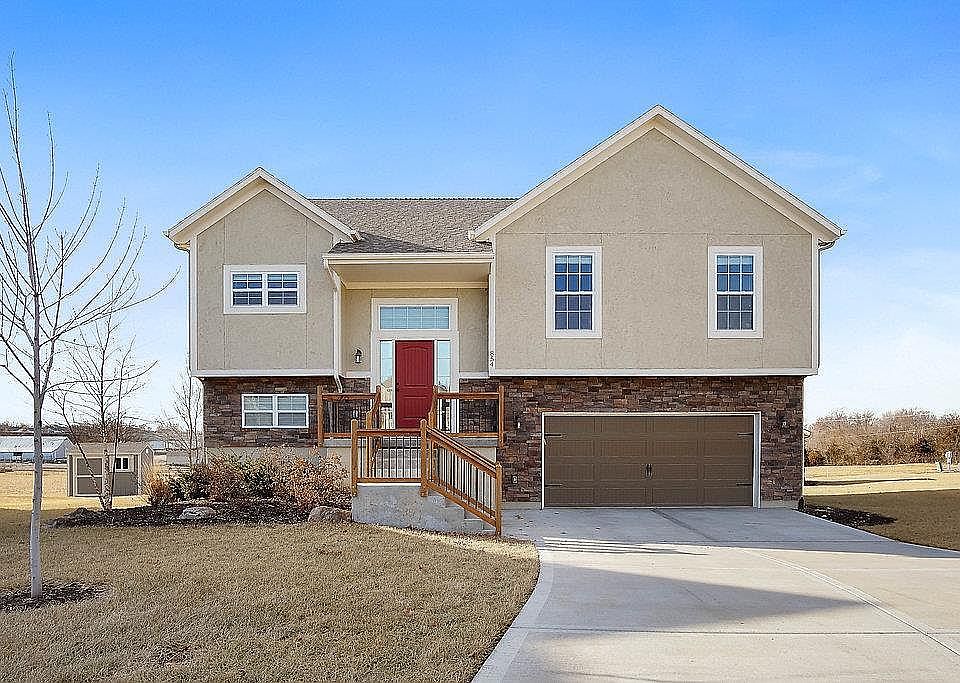 1st image of 854 N Juniper Ct