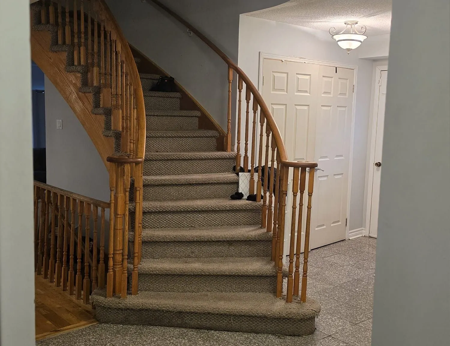 4 bed, $3,300 — Photo 1