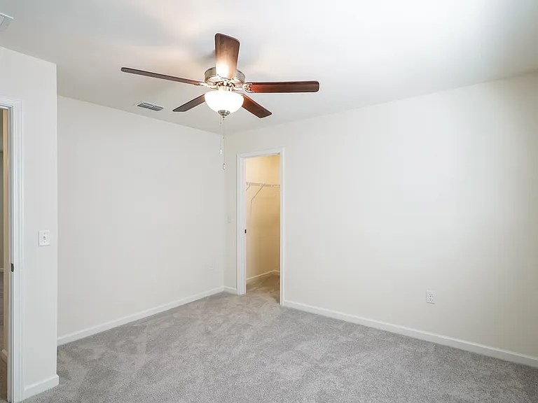 185 Snowdrop Ave — Photo 12