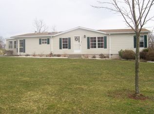 772 Lake Henry Rd, Lake Ariel, PA 18436