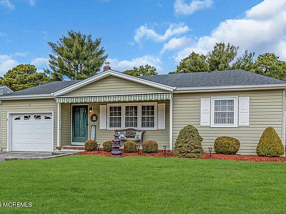 3rd image of 31 Whitaker Drive