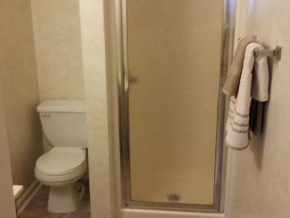 3rd image of 185 Cambridge Dr