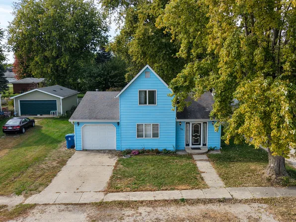 506 S Main St, Morocco, IN 47963