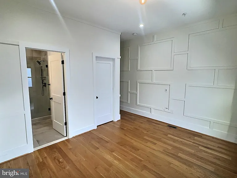 1420 Staples St NE #1 — Photo 16